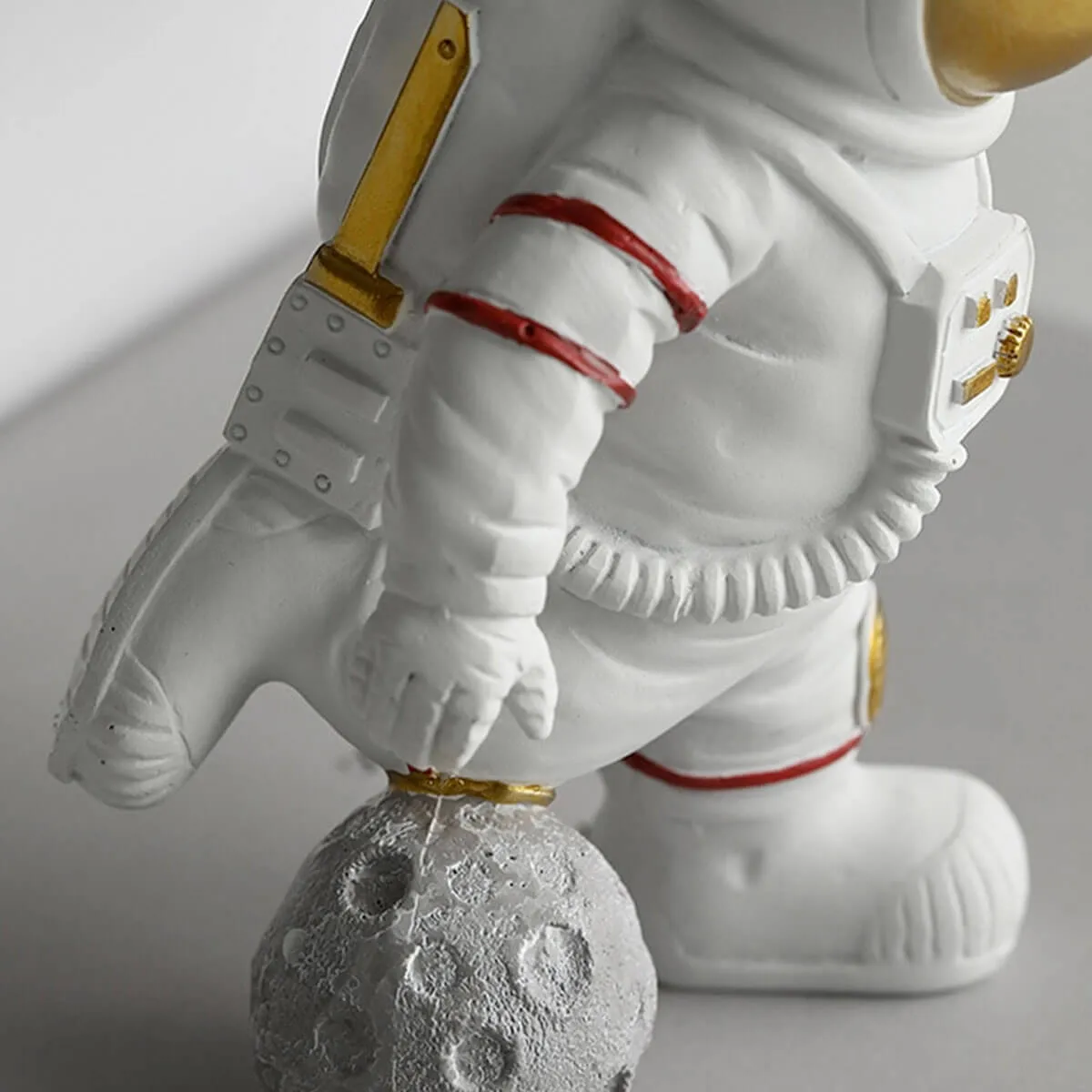 Astronaut Statue Home Decor Figurines Space Art Sculpture - Image 10