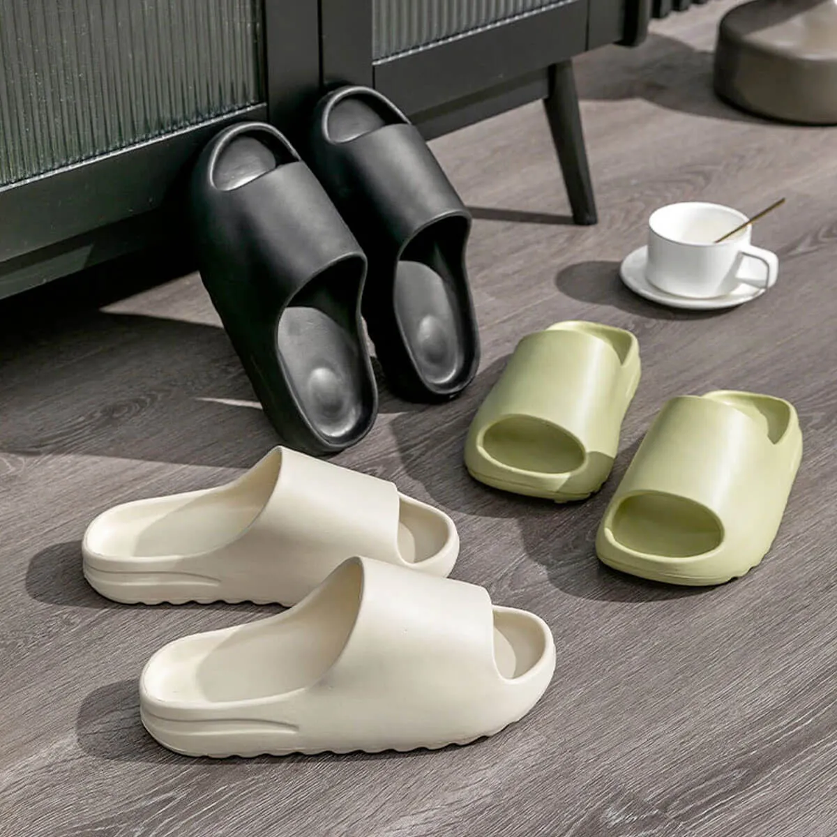 Comfortable and Stylish Fashion Slippers - Image 8