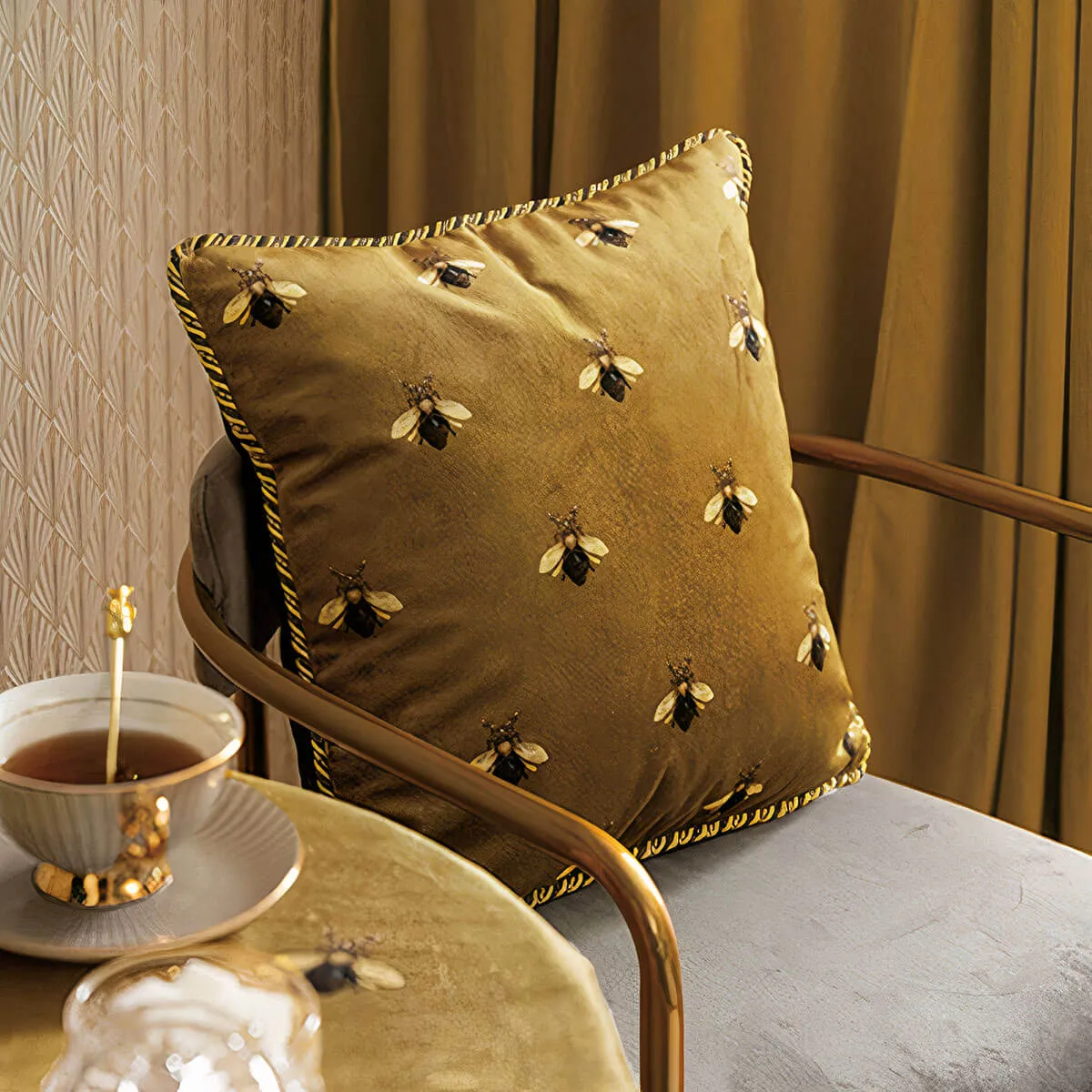Cushion Cover Decorative Pillow Case Luxury Art Gold Yellow Bee Velvet Soft - Image 4