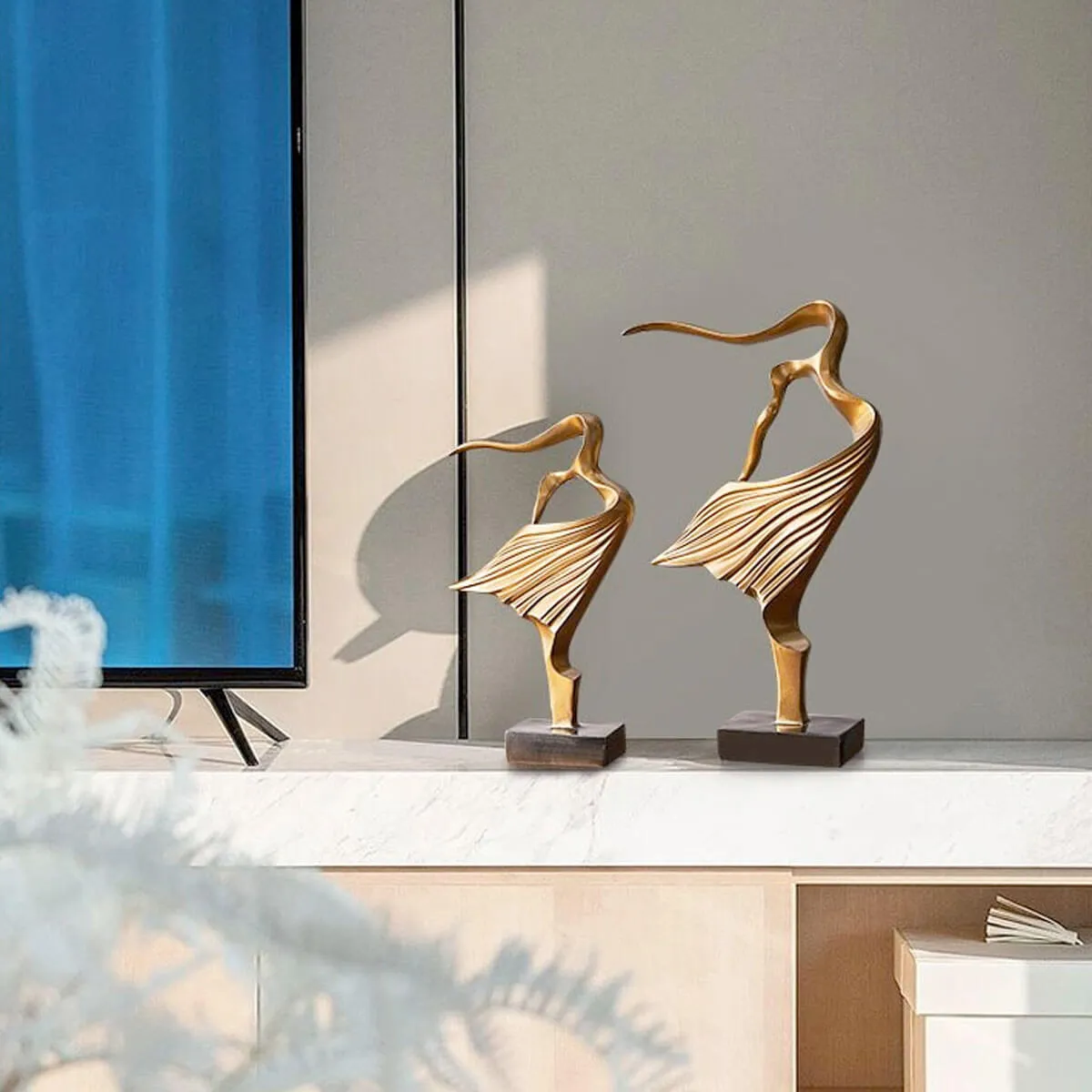 Elegant Figures Abstract Character Statue Sculpture Golden Art - Image 3