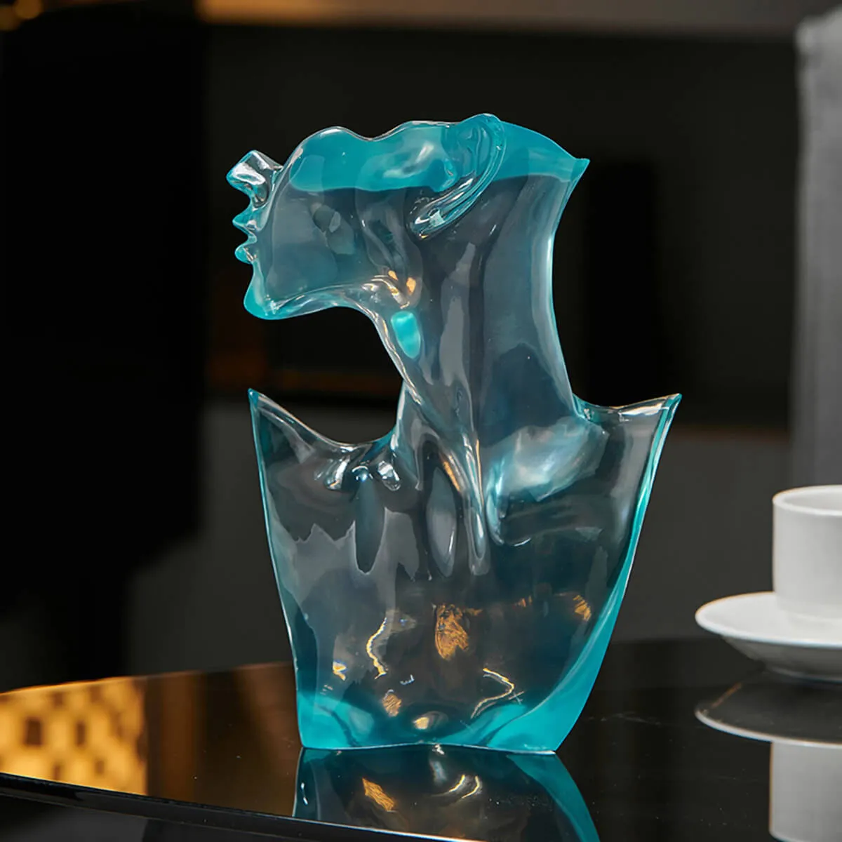Elegant Transparent Portrait Modern Sculpture - Image 3