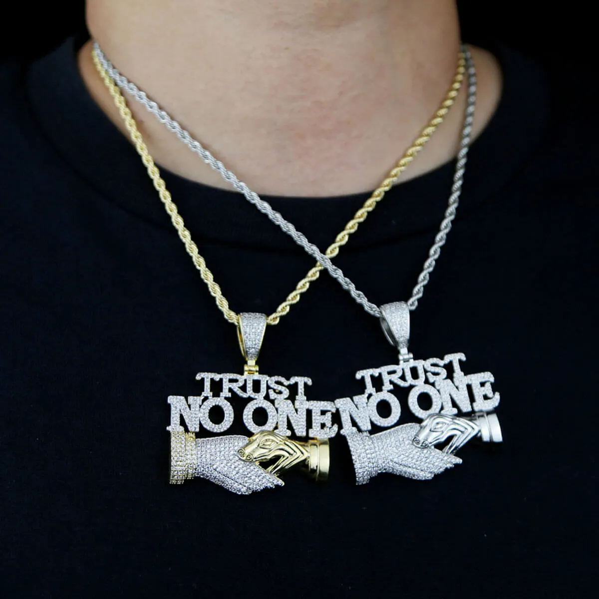 Golden Letter Trust no One Pendant Chain Necklace - Image 2