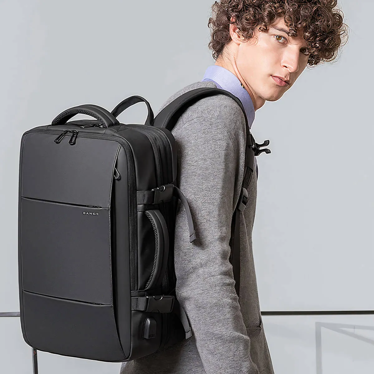High-Quality Expandable USB Charging Large Capacity Backpack - Image 6