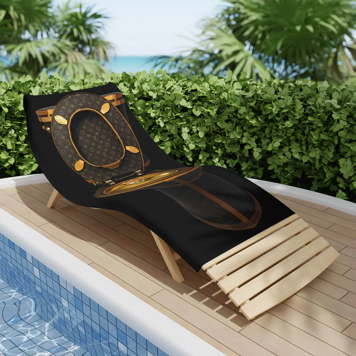 Luxury Golden Toilet Mob Wife Beach Towel - Image 3